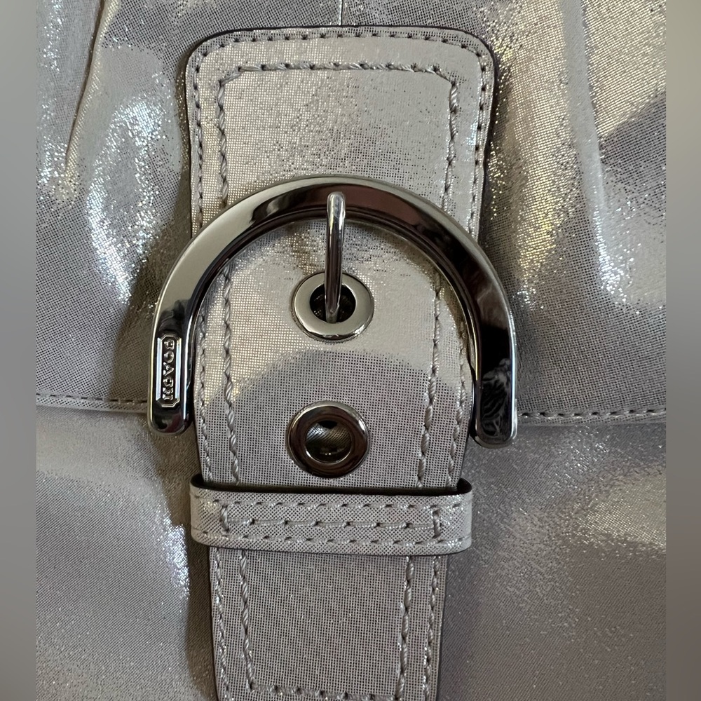 Coach Shoulder Bag in Metallic Gold/Silver - Picture 3 of 12